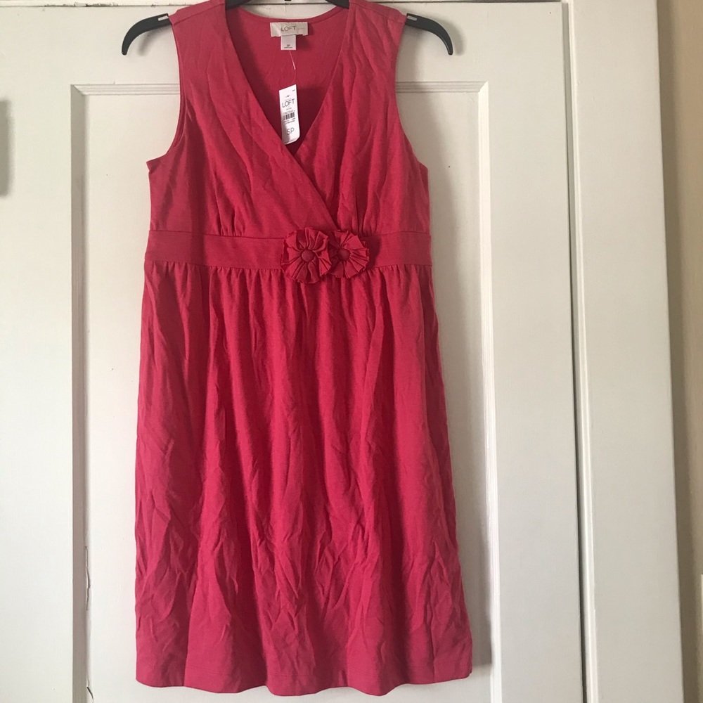 LOFT Flowered Waist Pink V-Neck Dress Size SP lightweight cute for summer